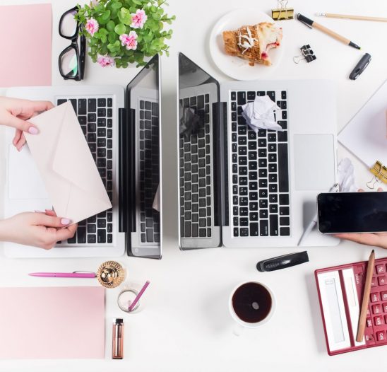 workplace-at-the-office-technology-PRHXV7S.jpg workplace-at-the-office-technology-PRHXV7S.jpg